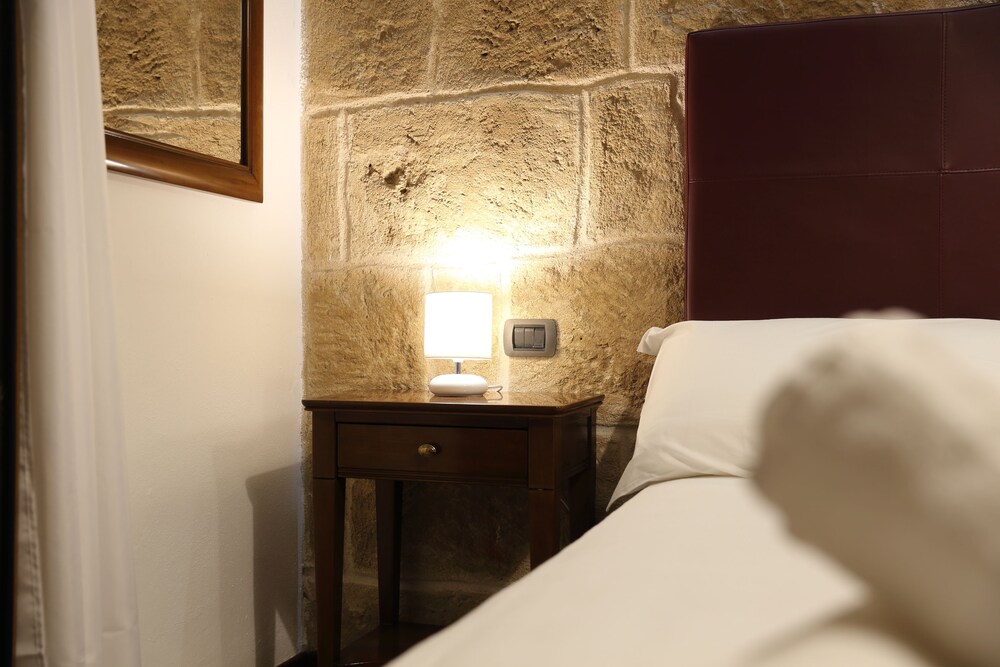 Bienestar Maison De Charme In Alghero Hotels Com