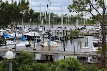 Top 10 Hotels In Oriental North Carolina