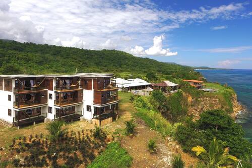 Book Sea Cliff Resort in Long Bay | Hotels.com