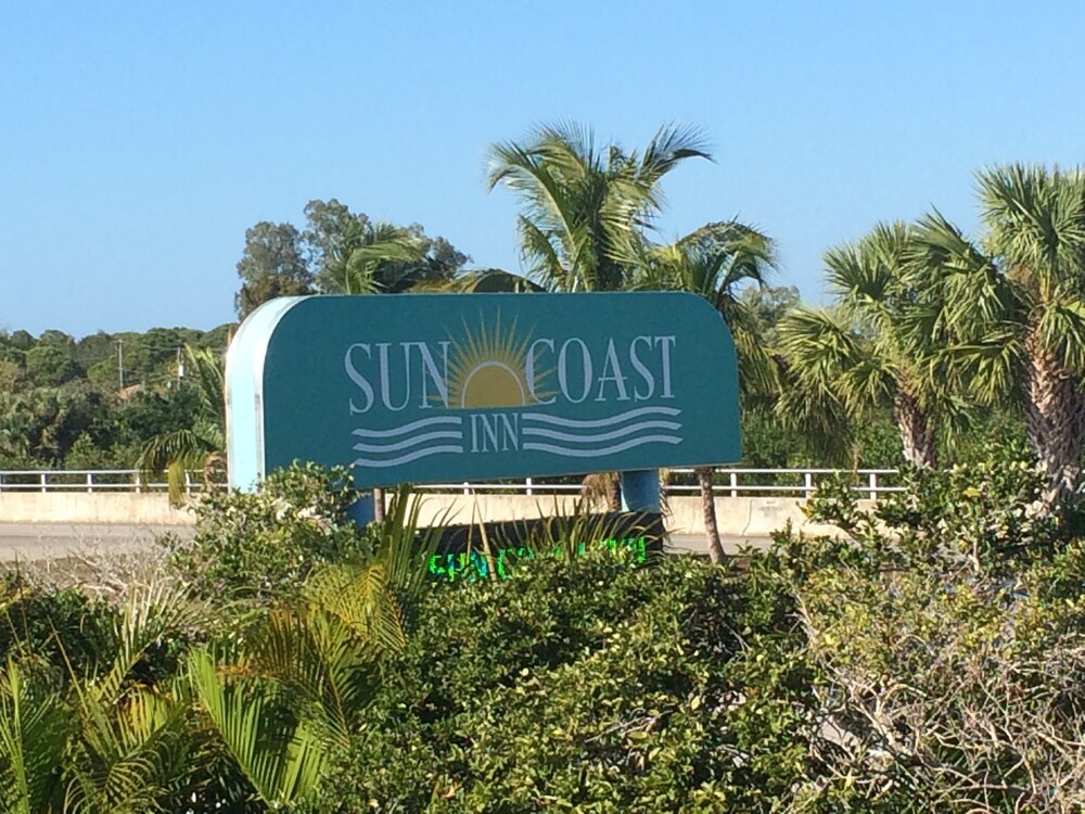 Book Sun Coast Inn In Englewood Hotels Sun Coast Inn Englewood