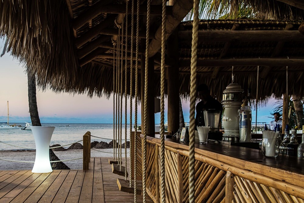 Radisson blu aruba resort & casinoruba resort casino