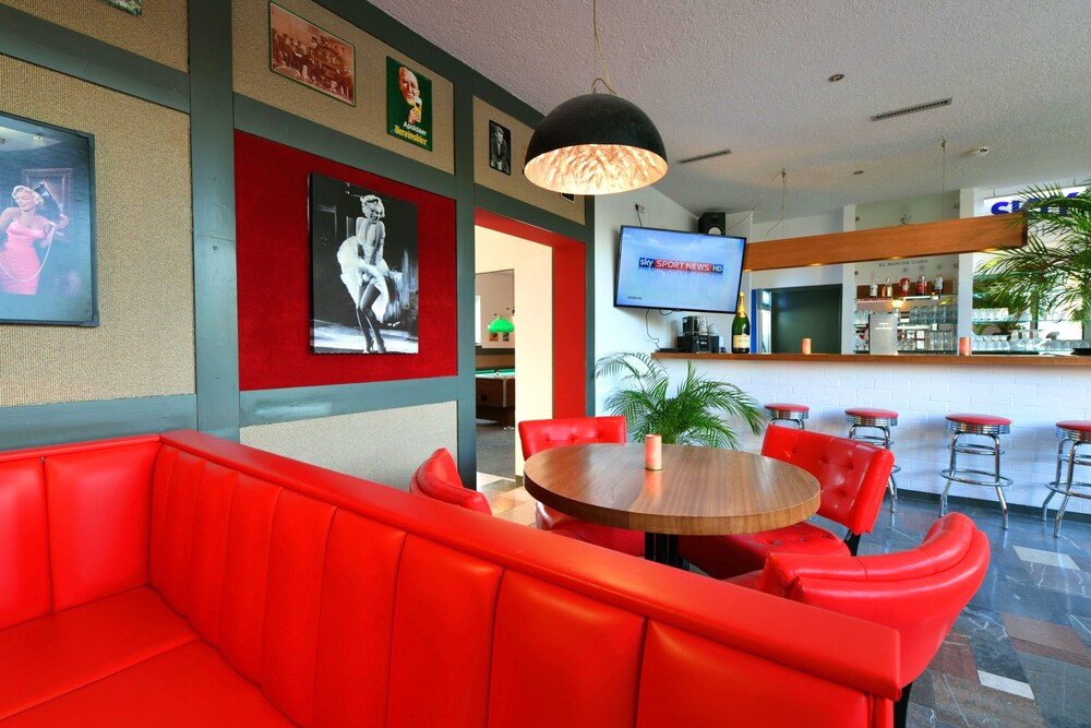 スカイバーシック メルゼブルク メルゼブルク の宿泊予約 ホテルズドットコム