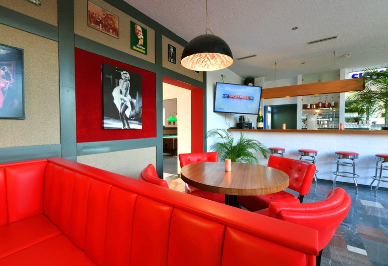 スカイバーシック メルゼブルク メルゼブルク の宿泊予約 ホテルズドットコム スカイバーシック メルゼブルク メルゼブルク の宿泊予約 ホテルズドットコム