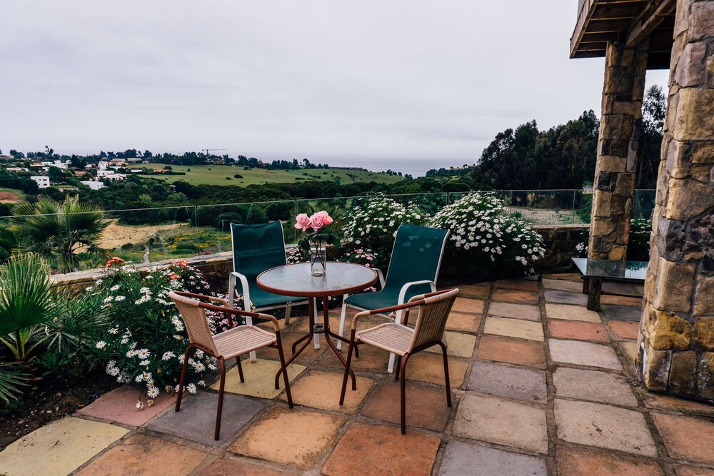 Book Apart Hotel Maitencillo In Puchuncavi Hotels Com