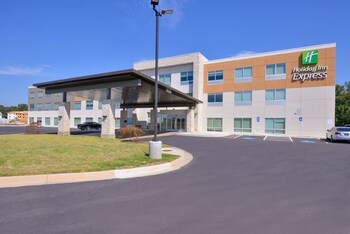 Top 10 Hotels In Winder Georgia