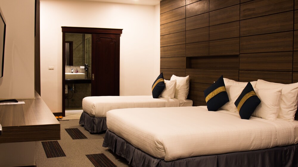 Book Family Boutique Hotel In Vientiane Hotels Family Boutique Hotel Vientiane Triple Room 1 Bedroom Guest