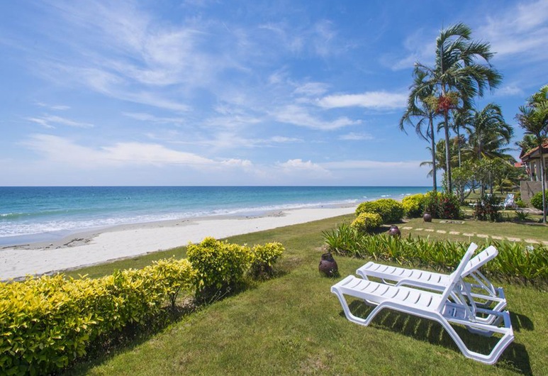 Book Sabah Beach Villas Suites In Karambunai Hotels Com