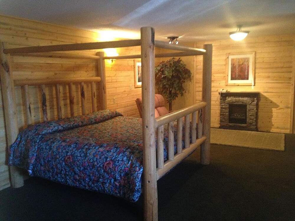 Book The Village Inn Motel And Restaurant In Challis Hotels The Village Inn Motel And Restaurant Challis Guest Room