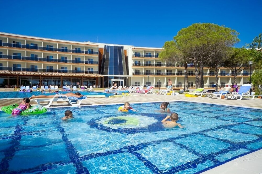 Gumuldur Resort Hotel All Inclusive Menderes Hotels Com