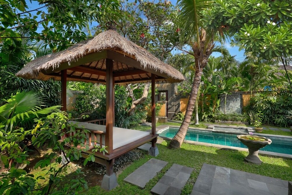 Book The Buah Bali Villas In Seminyak Hotels Com