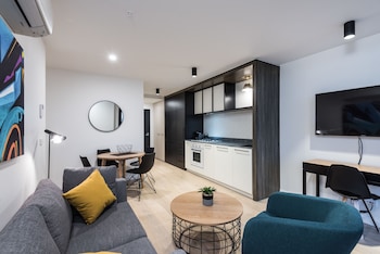 Picture of Playhouse Apartments in Abbotsford