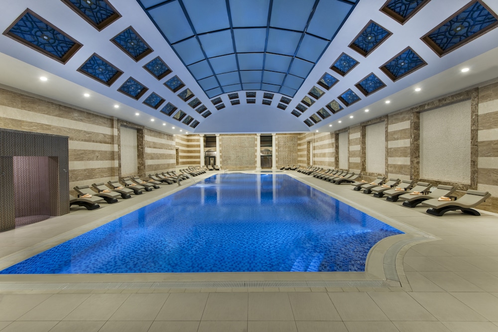 Book Akrones Thermal Spa Convention Hotel In Afyonkarahisar Hotels Akrones Thermal Spa Convention Hotel Afyonkarahisar Pool