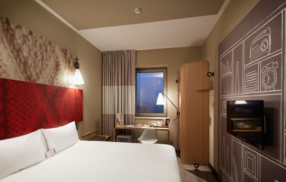 Αποτέλεσμα εικόνας για A new Ibis Hotel opens in Istanbul