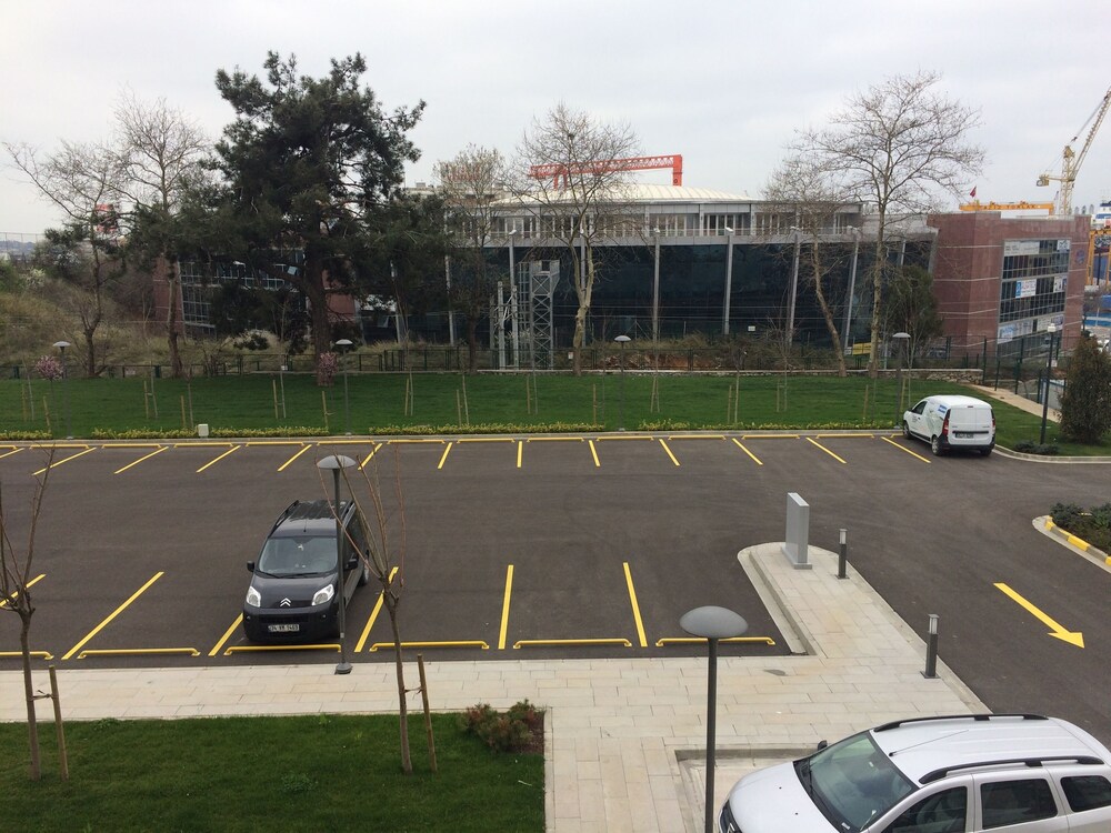 Book Ibis Istanbul Tuzla Hotel In Tuzla Hotels Com