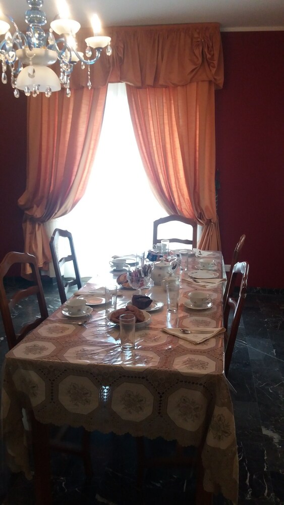 La Porta Della Vallee In Pont Saint Martin Hotels Com