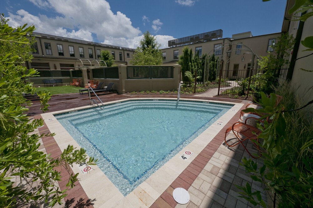 Book The Southern Hotel In Covington Hotels
