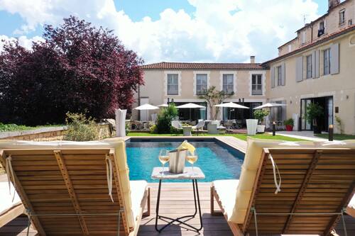 Hotel Angouleme Le Saint Gelais Angouleme Hotels Com Hotel Angouleme Le Saint Gelais Angouleme Hotels Com