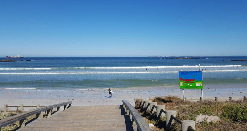 Book Eden On The Bay Self Catering Accommodation In Cape Town Hotels Com