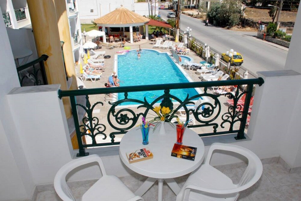 aphrodite hotel zante
