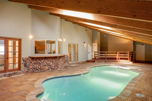 Book No 12 Indoor Pool And Spa At Beautiful Lakeside Retreat In Big Bear Lake Hotels Com