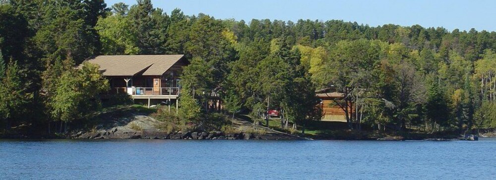 Book Tomahawk Resort in Sioux Narrows