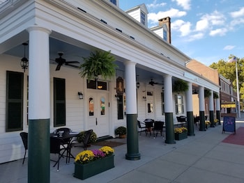 Top 10 Hotels In Crisfield Maryland