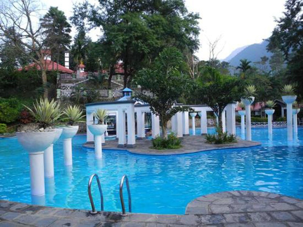 Book Riverside Spring Resort in Kurintar