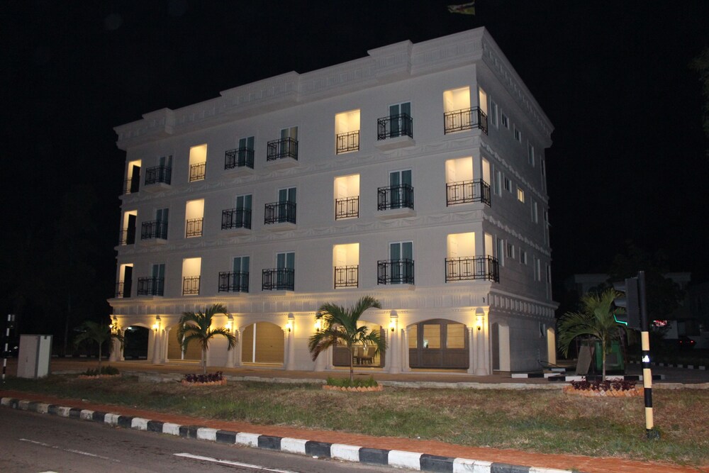Book Venice Lodge Hotel In Bandar Seri Begawan Hotels Venice Lodge Hotel Bandar Seri Begawan
