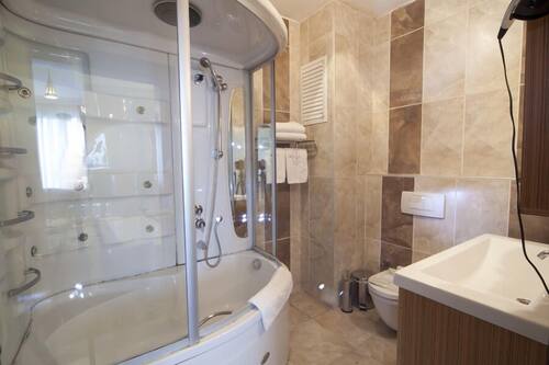 احجز دياموند سيتي هوتلز إسطنبول في إسطنبول قارن أسعار الفنادق في إسطنبول