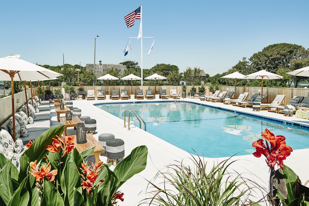 Book Hero Beach Club In Montauk Hotels Hero Beach Club East Hampton
