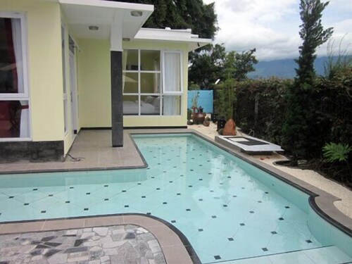 Hotels Com Deals Discounts For Hotel Reservations From Luxury Hotels To Budget Accommodations