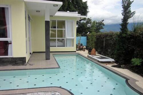 Hotels Com Deals Discounts For Hotel Reservations From Luxury Hotels To Budget Accommodations