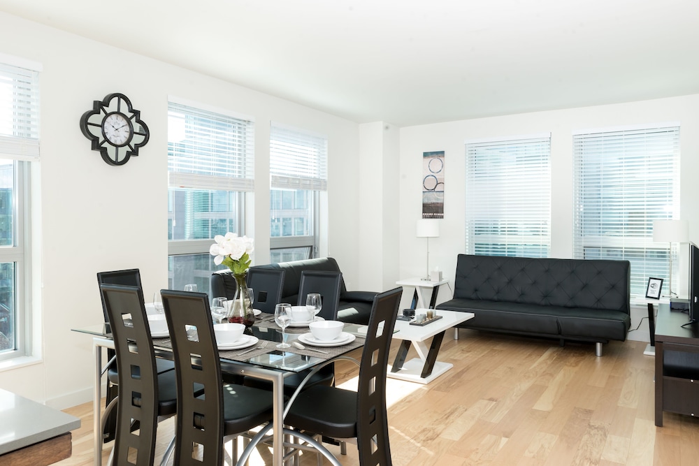 book capitol hill fully furnished apartments sleeps 5 6 guests in