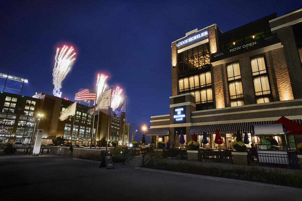 Lodge Kohler In Green Bay Book On Hotels