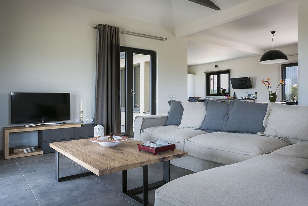 Book Villa Piano In Kefalonia Hotels Com Villa Piano Kefalonia 3 Bedrooms Private Pool Living Area