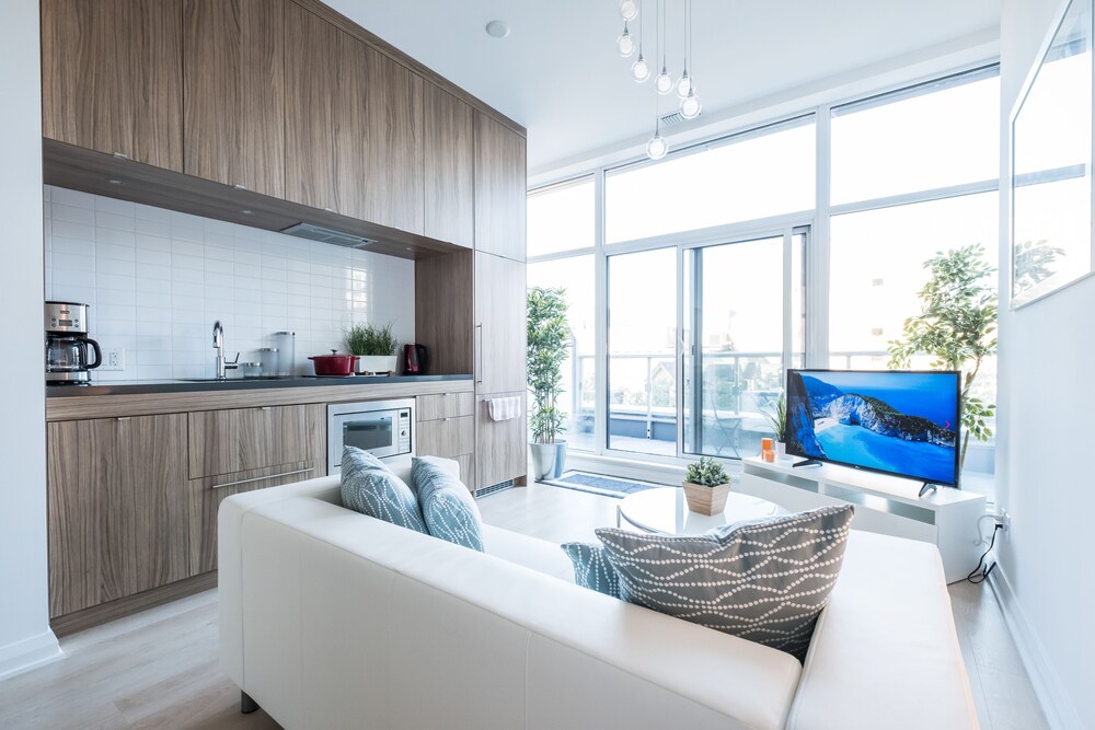 Book QuickStay - Luxury in Yorkville (Yonge & Bloor) in Toronto ... Book QuickStay - Luxury in Yorkville (Yonge & Bloor) in Toronto ...