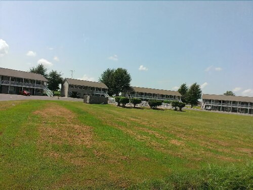 Book Reelfoot Lake Inn In Tiptonville Hotels Reelfoot Lake Inn Tiptonville