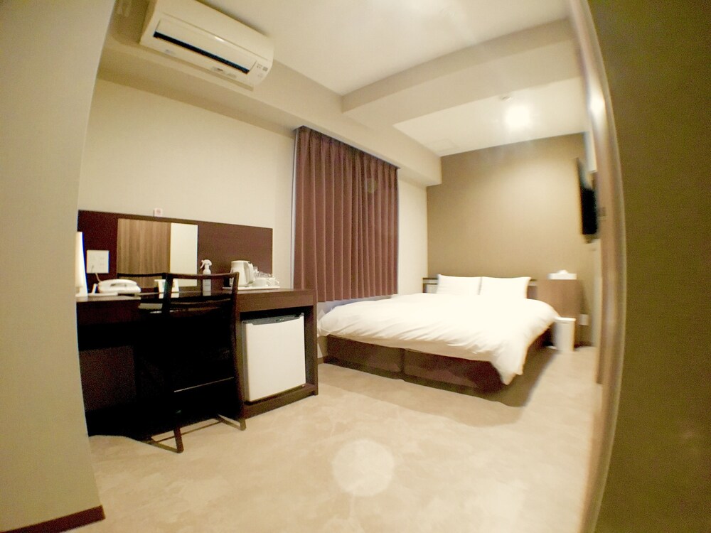 오사카 소네자키 럭스 호텔 (Sonezaki Luxe Hotel) 이용 후기 오사카에 있는 소네자키 럭스 호텔 (Sonezaki Luxe Hotel)