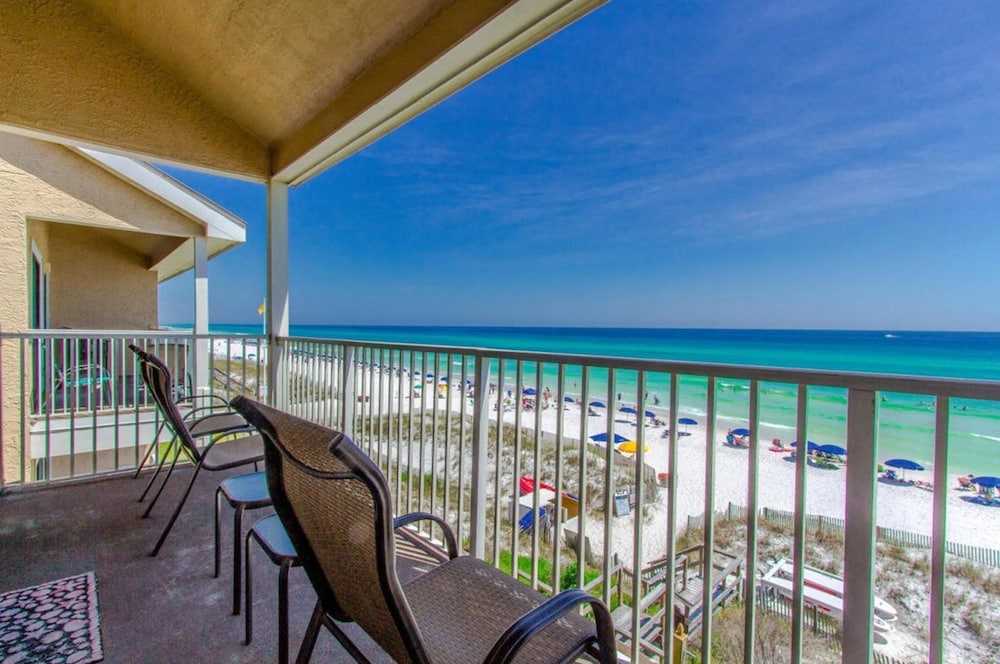 Crystal Villas Beach Resort By Panhandle Getaways Destin United Crystal Villas Beach Resort By Panhandle Getaways Destin