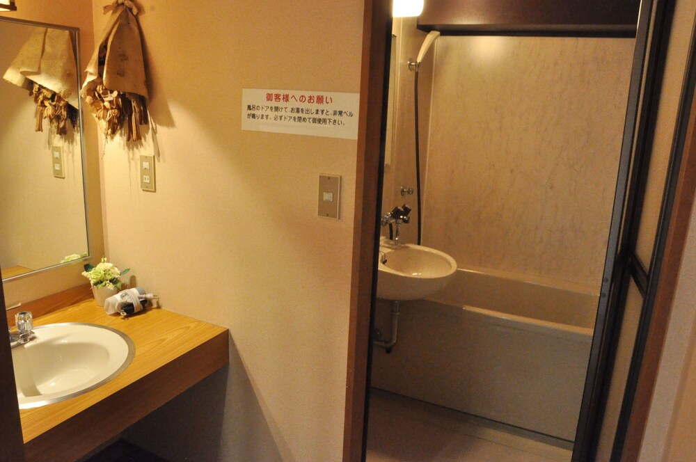 オリエントホテル高知 和風別館 吉萬 高知 の宿泊予約 ホテルズドットコム