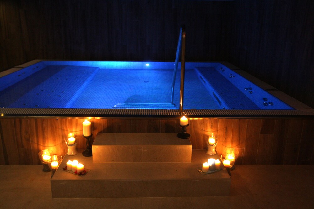 Book Hotel Spa Real Villa Anayet In Canfranc Hotels Com