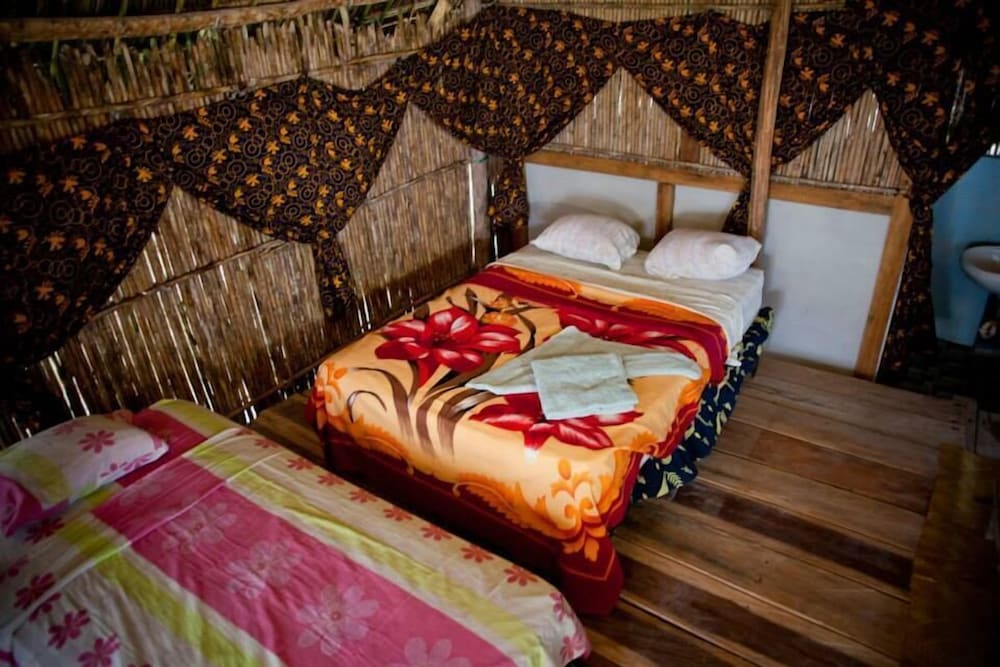 Book Hotel Cabañas Coco Blanco In San Blas Islands Hotels Hotel Cabañas Coco Blanco San Blas Islands Standard Double Room Guest