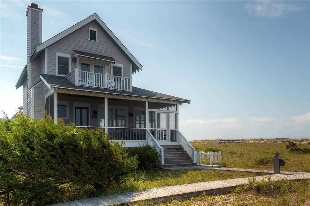 Book Paradise 3 Bedroom Holiday Home By Bald Head Island in Bald Head