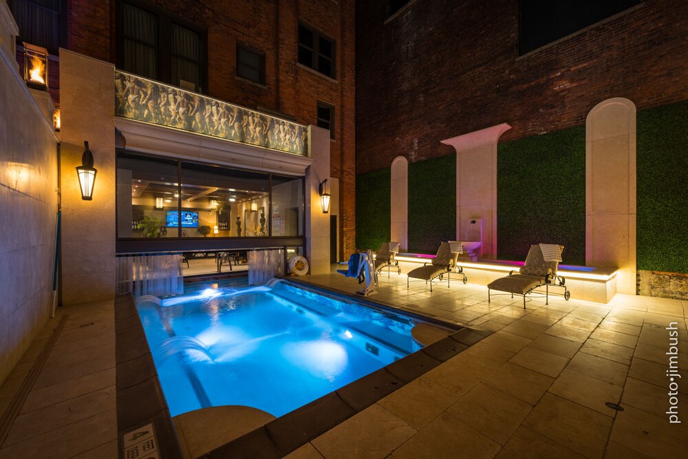 Curtiss Hotel An Ascend Collection Member Buffalo Info Curtiss Hotel An Ascend Collection Member Buffalo Outdoor Pool