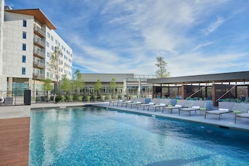 Save With These Awesome College Station Hotel Deals Texas Picture Of The Stella Hotel In Bryan