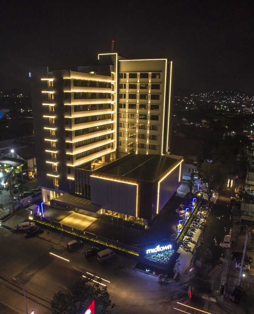 Book Midtown Hotel Samarinda In Hotels Midtown Hotel Samarinda