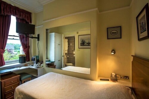 9 Green Lane Bed And Breakfast Buxton Info Photos Reviews Book At Hotels Com