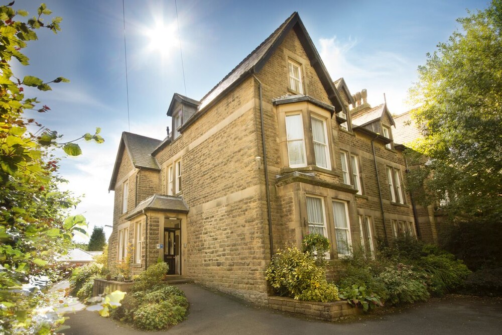 9 Green Lane Bed And Breakfast Buxton Info Photos Reviews Book At Hotels Com