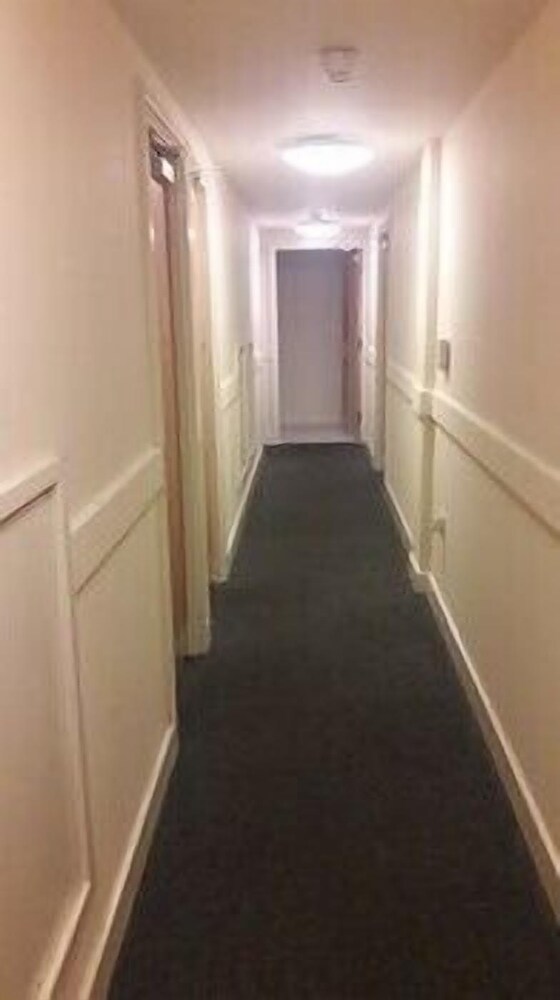 Alton Apartments Bradford Info Photos Reviews Book At Hotels Com