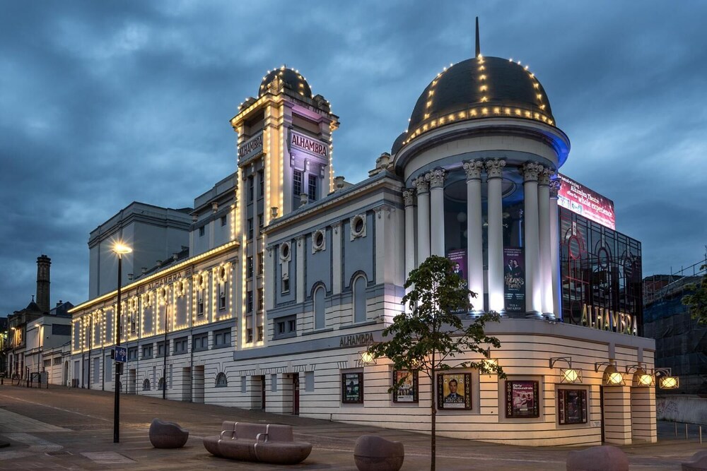 Alton Apartments Bradford Info Photos Reviews Book At Hotels Com